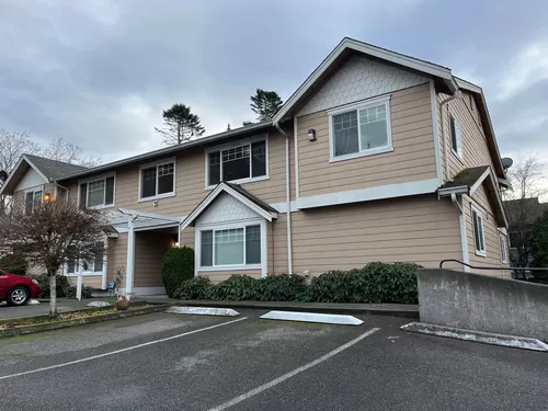 1 Bed 1 Bath Lake Stevens - Recently Renovated! Photo 1