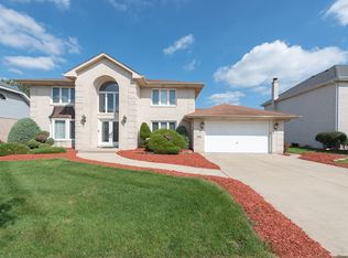 7836 Sea Pines Rd, Orland Park, IL 60462