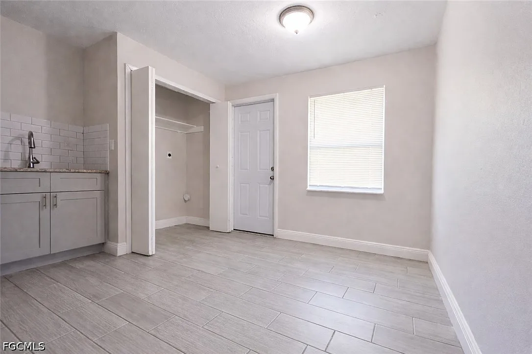 2 bed, 1.0 bath, 780 sqft, $995 — Photo 4