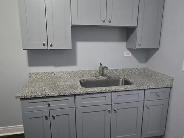 2731-2733 N Austin Ave #7, Chicago, IL 60639