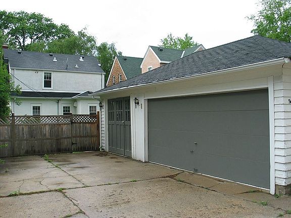 3 CAR DETACHED GARAGE