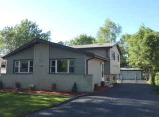 920 E Lorraine Ave, Addison, IL 60101