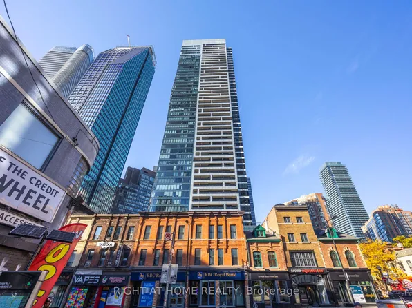 5 Saint Joseph St #3403, Toronto, ON M4Y 0B6