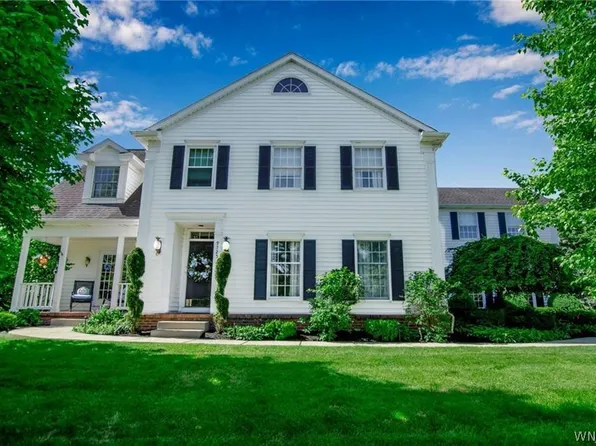 9725 The Maples, Clarence, NY 14031