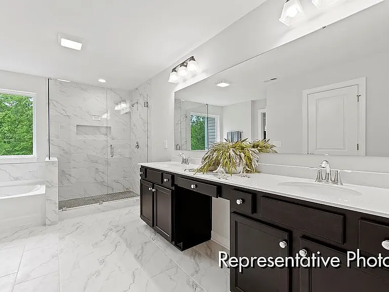 1303 Arena Ln — Photo 9