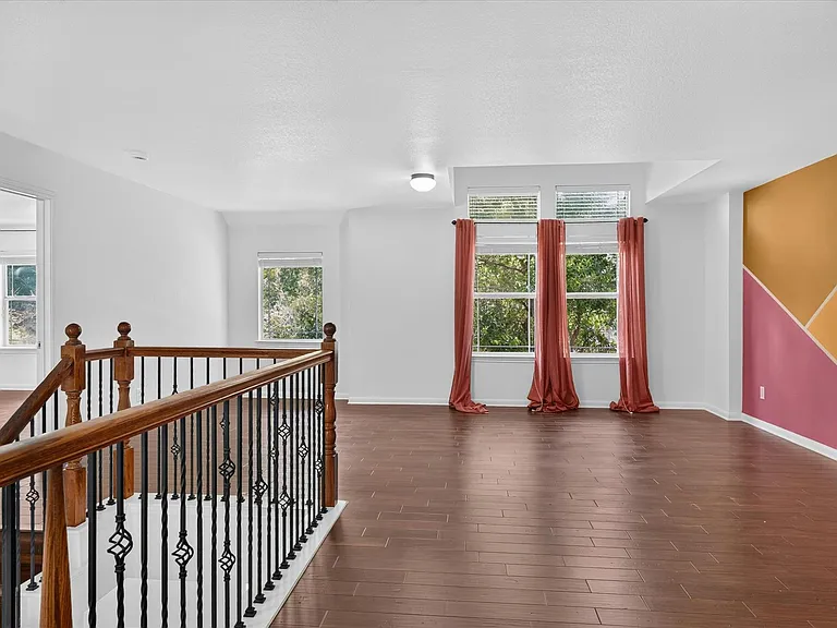 15324 Interlachen Dr — Photo 23