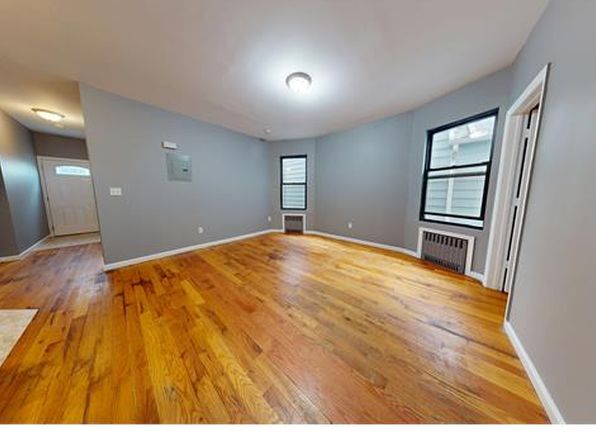 187 Nicholas Ave #1