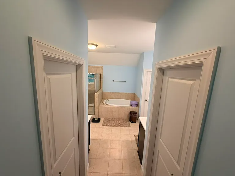 Master-bathroom