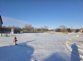 403 S Sweetwater Rd, Maize, KS 67101