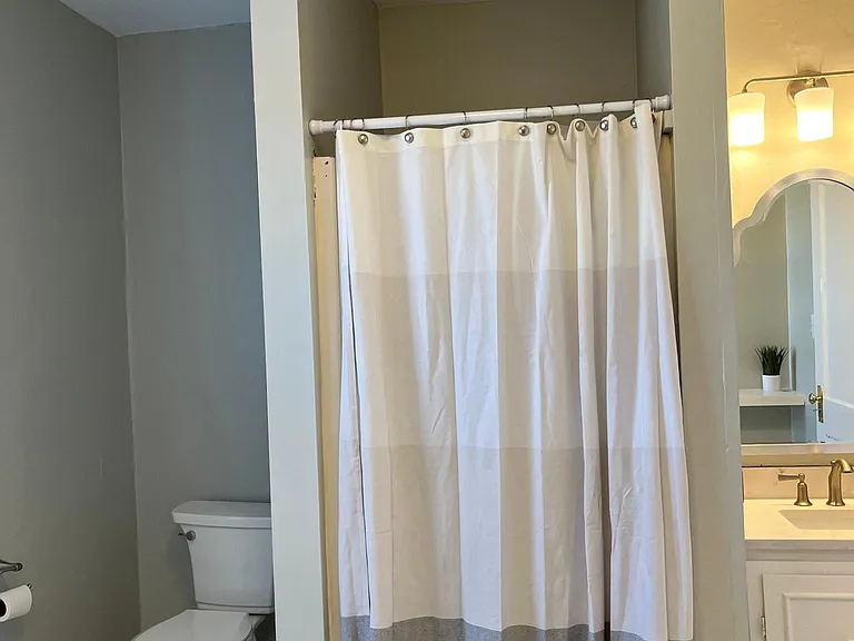 4035 Alamance Rd #8 — Photo 8
