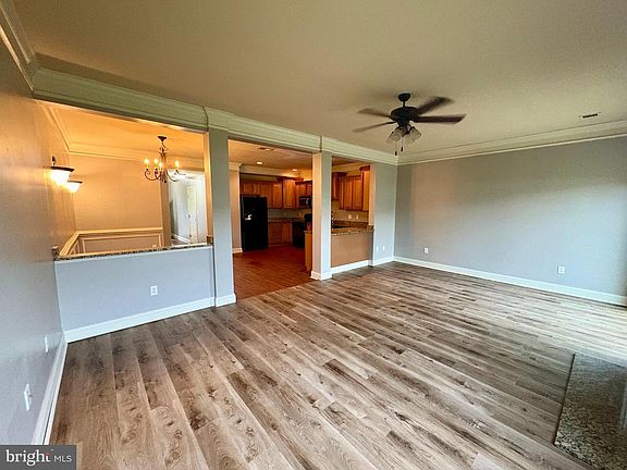 3rd image of 204 Whitley Dr