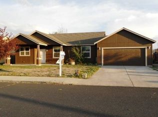 2910 SW Lava Ave, Redmond, OR 97756