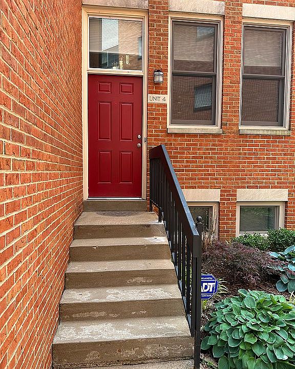 1st image of 4520 W Pine Blvd APT 4