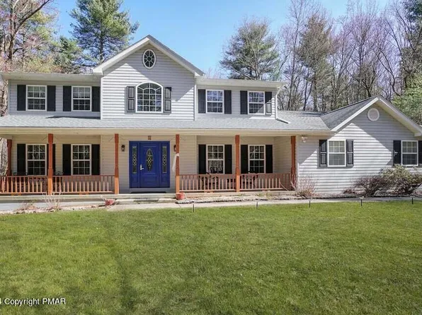 551 Megan Ct, Stroudsburg, PA 18360