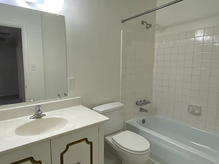 9128 Wharton Ct — Photo 7