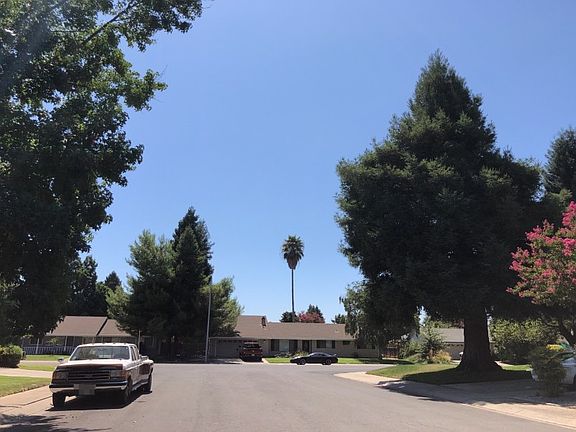 5th image of 318 Glenbrook Ct