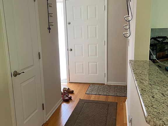 2nd image of 1124 Fern Hollow Dr