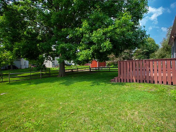 3rd image of 3071 Curtis Knoll Dr