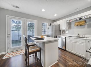 10919 Holly Ridge Blvd, Charlotte, NC 28216