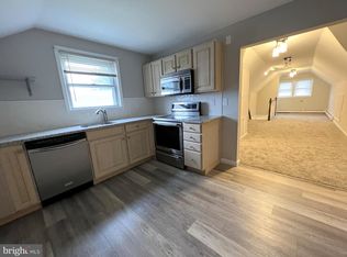 11 Elmwood Ave FLOOR 2, Bala Cynwyd, PA 19004