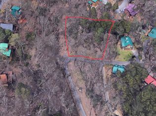 Beach Hollow Ct, Sevierville, TN 37876