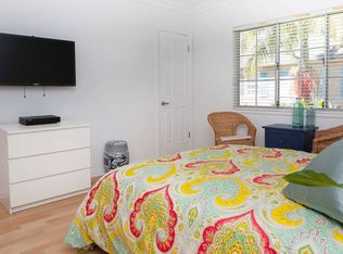 952 6th St, Santa Monica, CA 90403