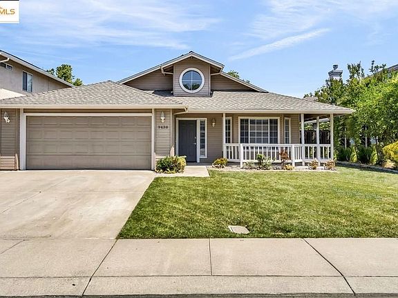 2nd image of 9438 Tuscany Cir