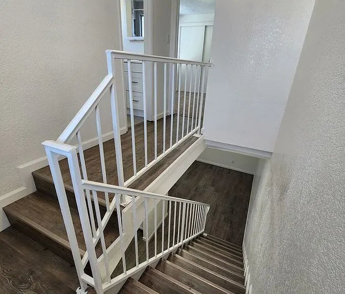 212 Hillcrest Dr #4 — Photo 8