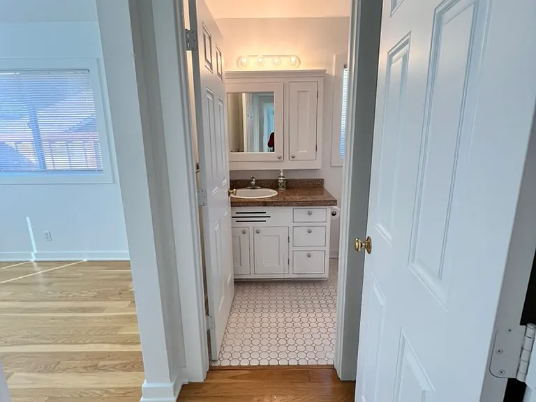 36 Sussex Dr #36 — Photo 7