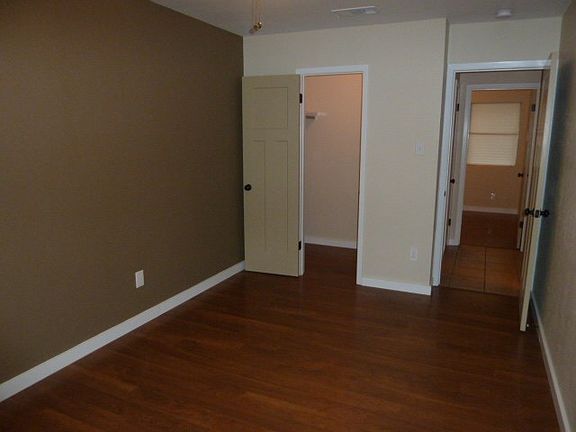 3rd image of 7417 Onion Creek Dr