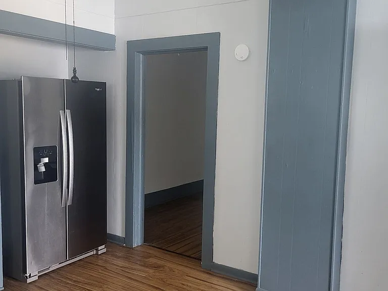 15 N Zetterower Ave #1 — Photo 5