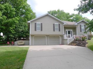 702 Bluebird Pl, Plattsburg, MO 64477