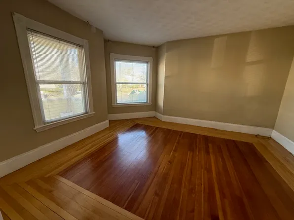 (undisclosed Address), Medford, MA 02155