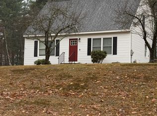 3 Evergreen Dr, Hudson, NH 03051