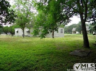 113 E Evergreen St, Boerne, TX 78006