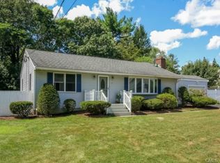 57 Derby Pl, Stratford, CT 06614