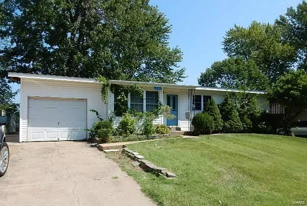 1965 Flamingo Dr photo 1