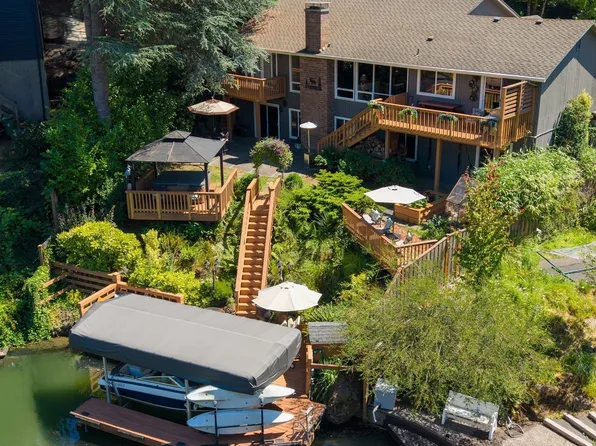 18040 Royce Way, Lake Oswego, OR 97034