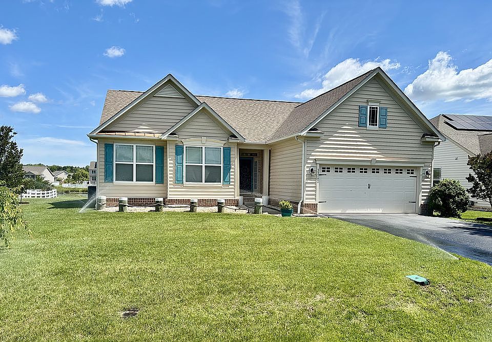 1st image of 33742 Reservoir Dr