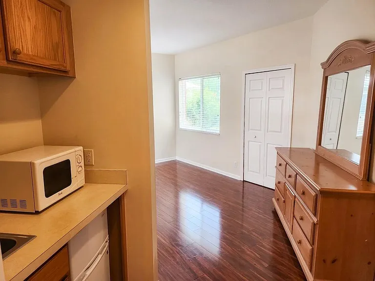 8330 Mulligan Cir #B — Photo 5