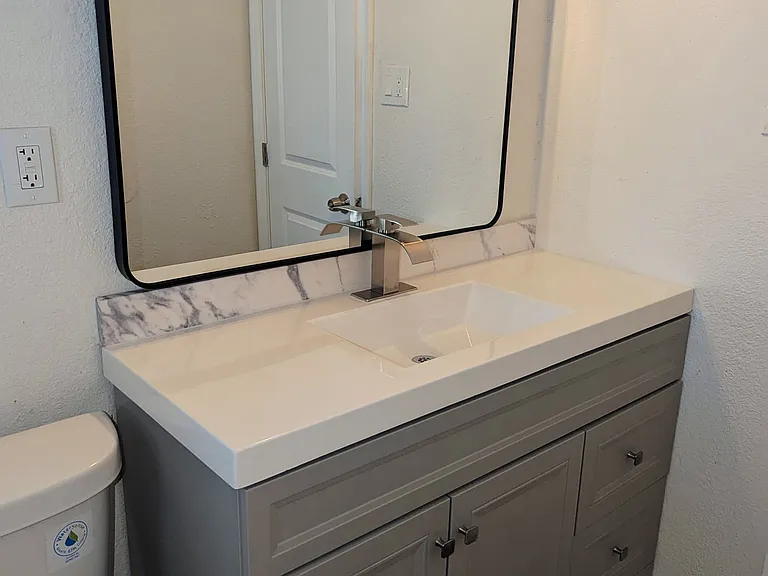3421 W Montecito Ave — Photo 4