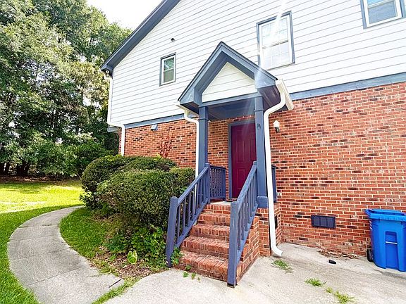 2nd image of 433 Creekway Dr