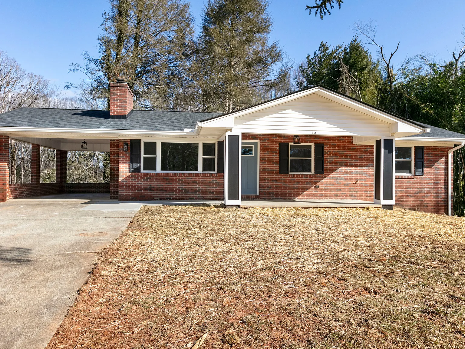 58 W Oakview Rd — Photo 1