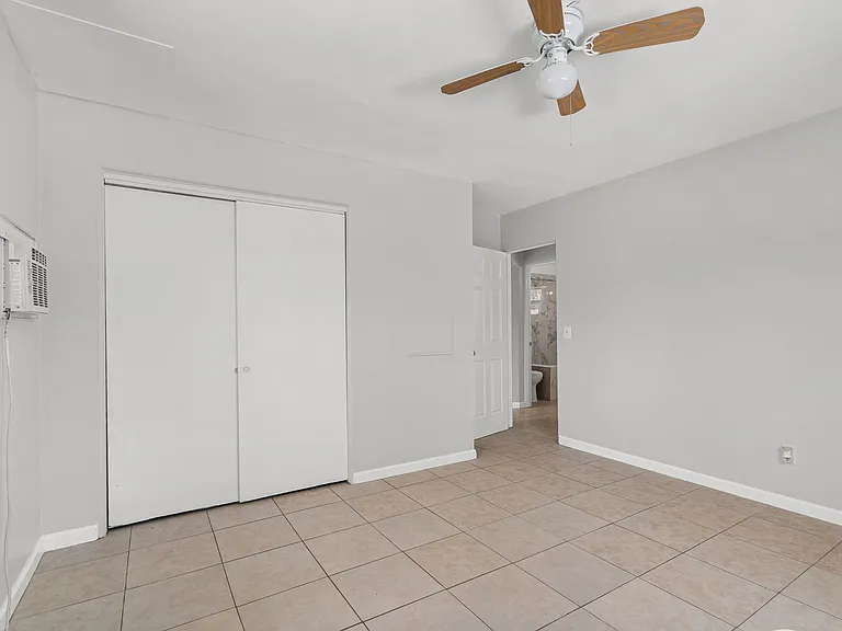 522 Florida Ave — Photo 23