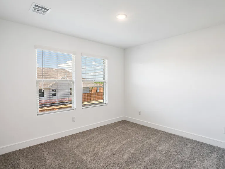 619 Sunflower Trl — Photo 21