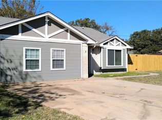 927 N Pleasant Woods Dr, Dallas, TX 75217