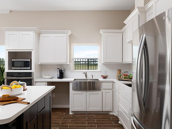 3rd image of 2407 Augustin Ct