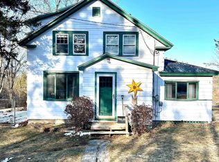 150 N Guilford Rd, Monson, ME 04464