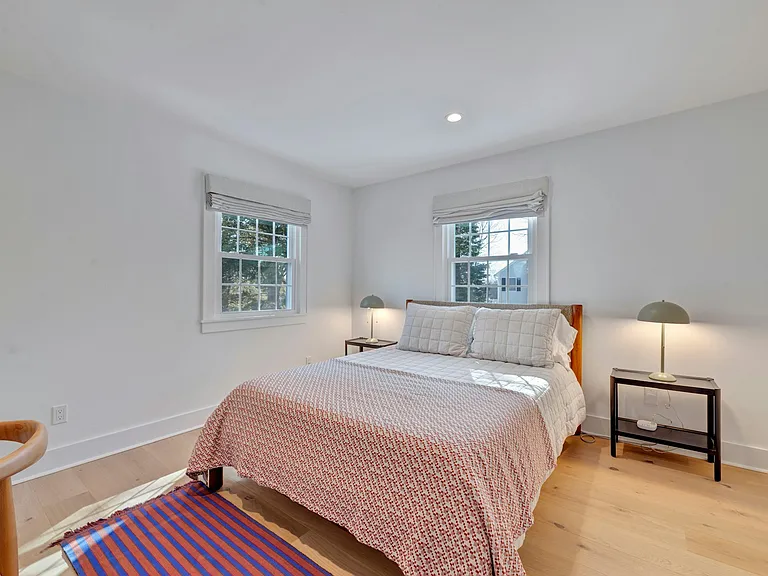 110 Sleepy Hollow Ln — Photo 22