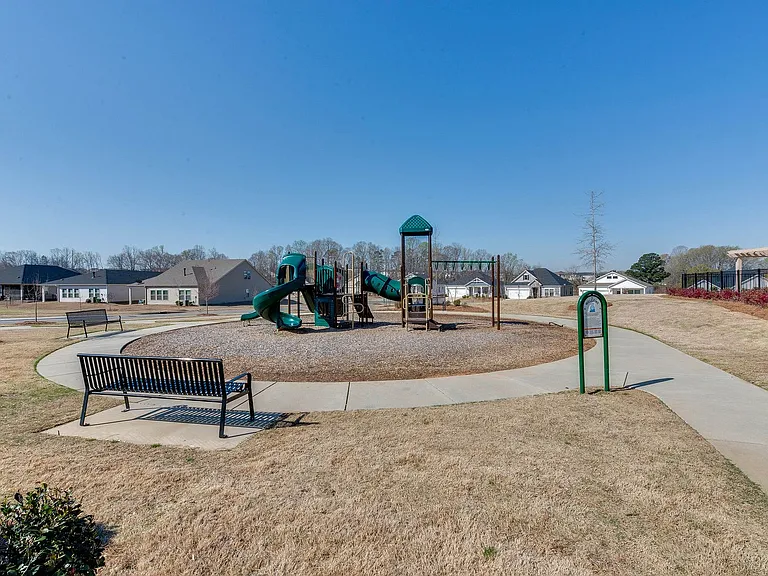 4009 Woodland View Dr — Photo 56